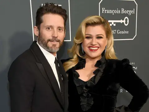Kelly Clarkson & Ex-Husband Settle Lawsuit With $2.6 Million Settlement