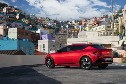 Take Your EV Road Trip To A Whole New Level With Solar Accessories