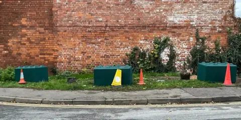 Green Concrete Blocks in Gloucester Get ‘Legoland’ Makeover