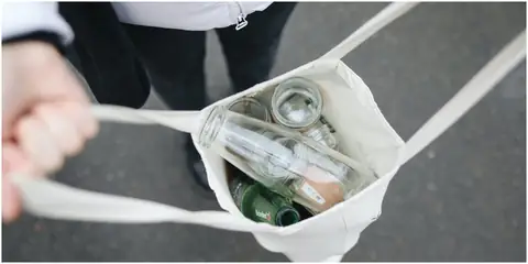 Here’s How You Can Make a Switch to Reusable Shopping Bags that are Environment-Friendly