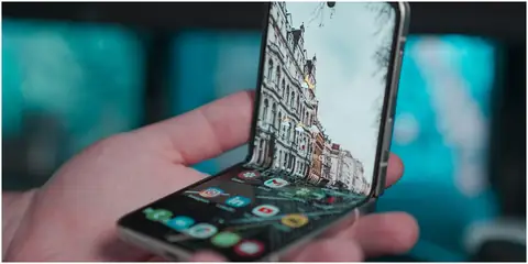 What Do The Future Of Smartphones Look Like?