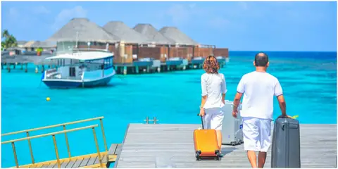 Travel Light and Enjoy the Ride! Find Out about its Many Benefits