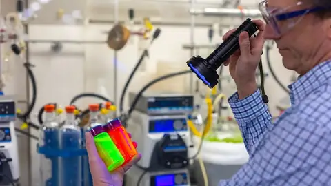 Advantages and Disadvantages of Quantum Dot Technology