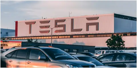 Can Roads Recharge Electric Cars in the Future? Let’s Find Out!